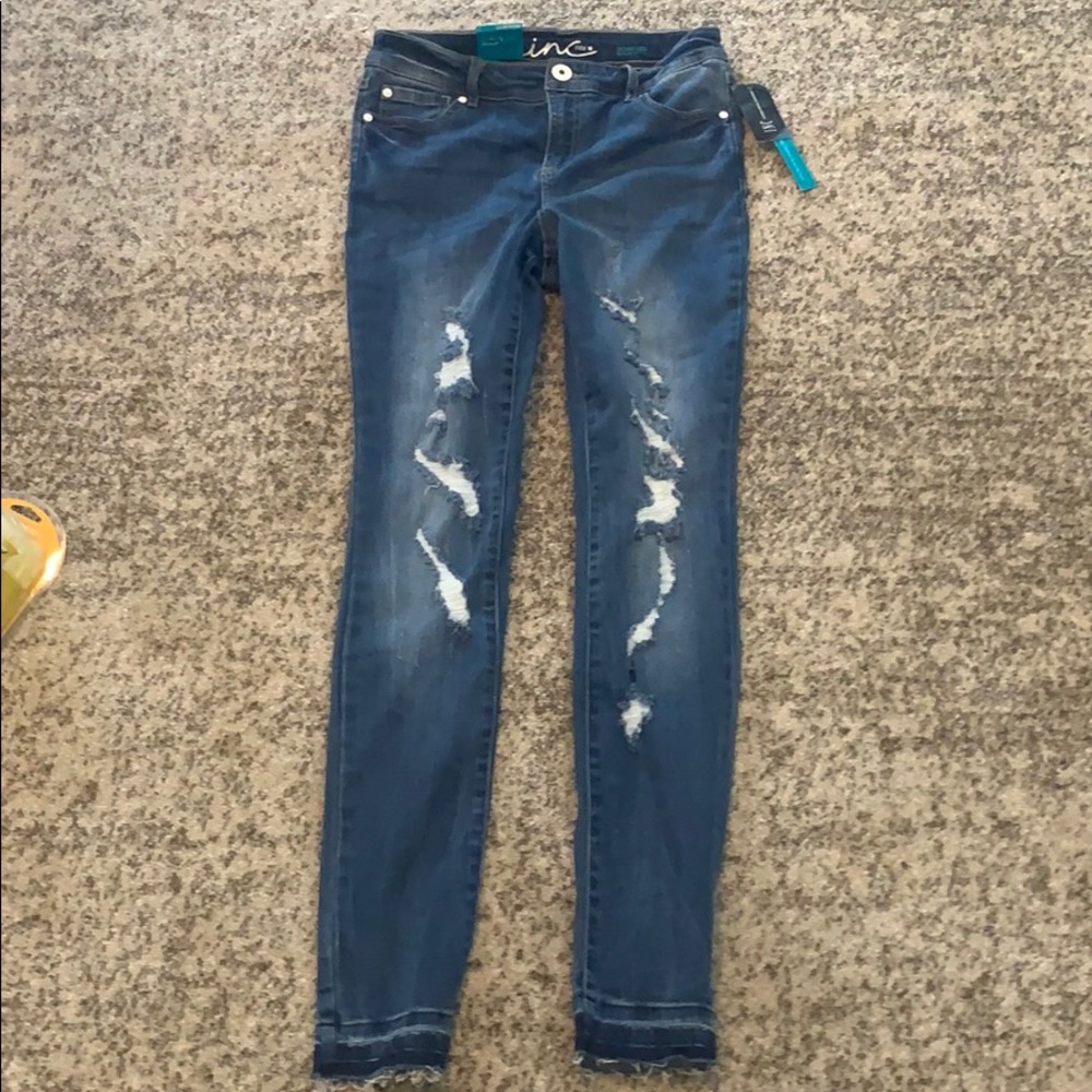INC Jean’s